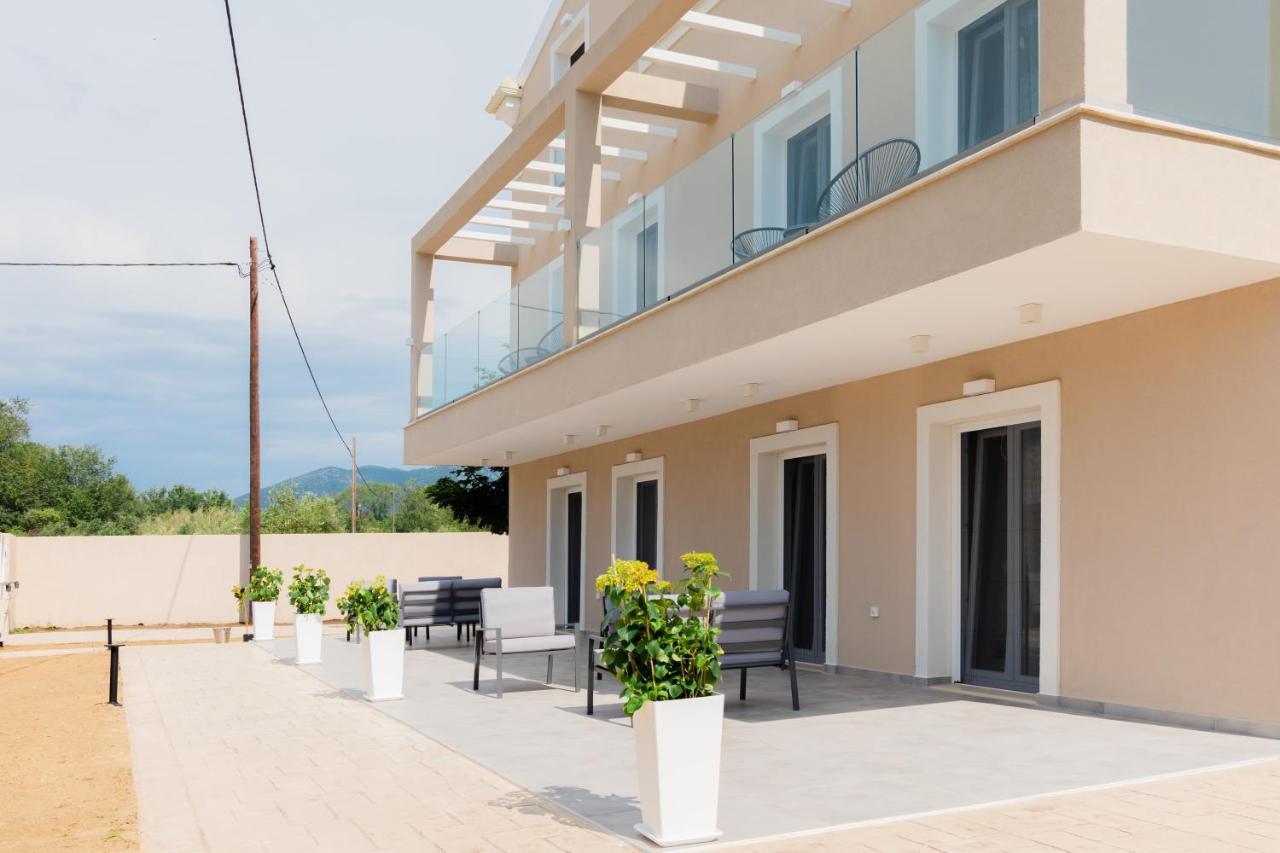Melena Premium Suites 罗达 外观 照片